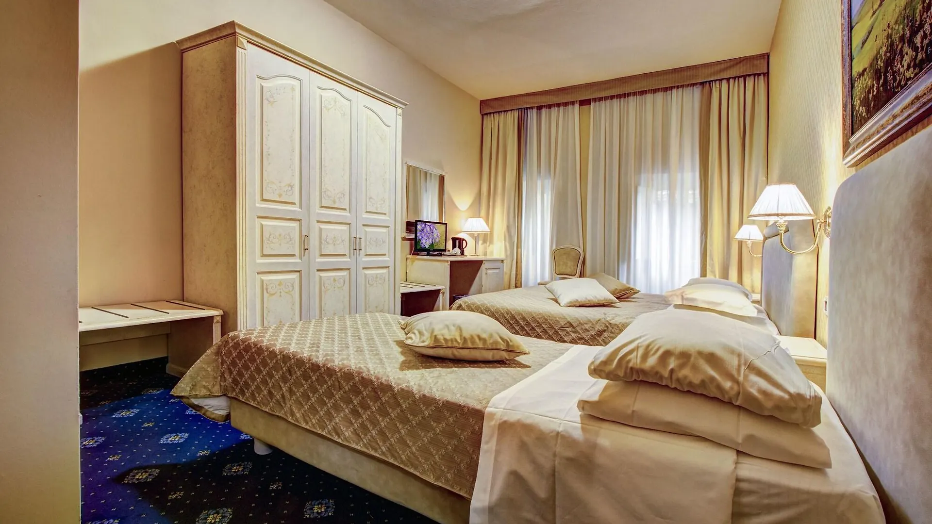 Hotel La Locanda Volterra 4*,  Italie